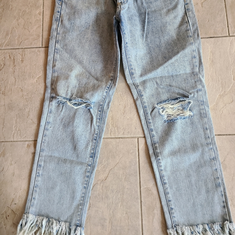 Carmar lf acid wash cropped jeans sz 28